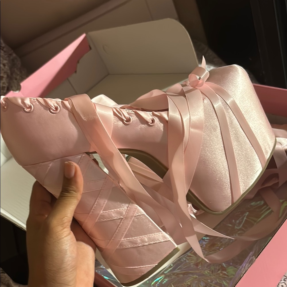 Elegant Pink Platform Heels sz 10